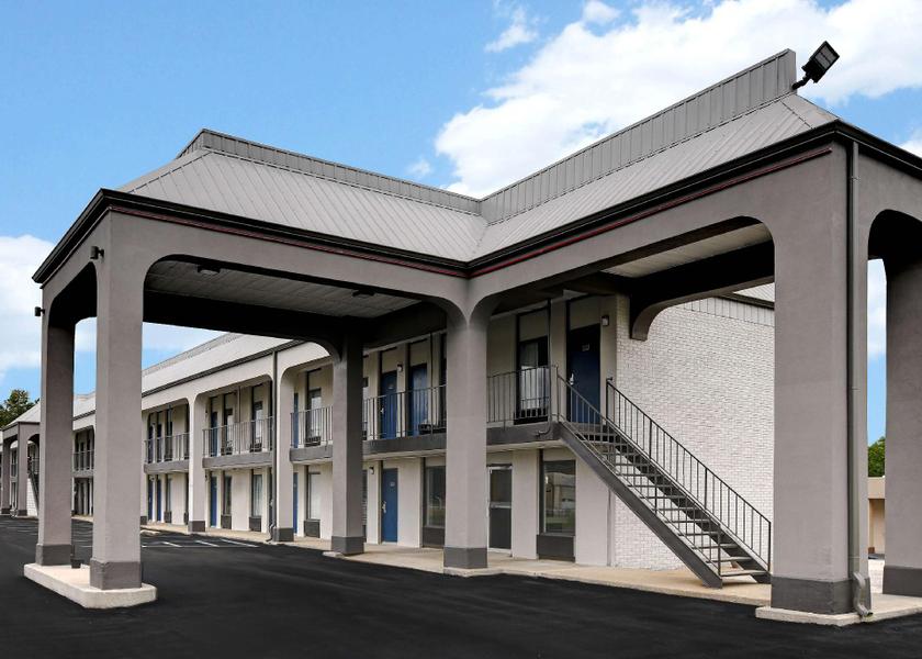 Mississippi Meridian exterior view