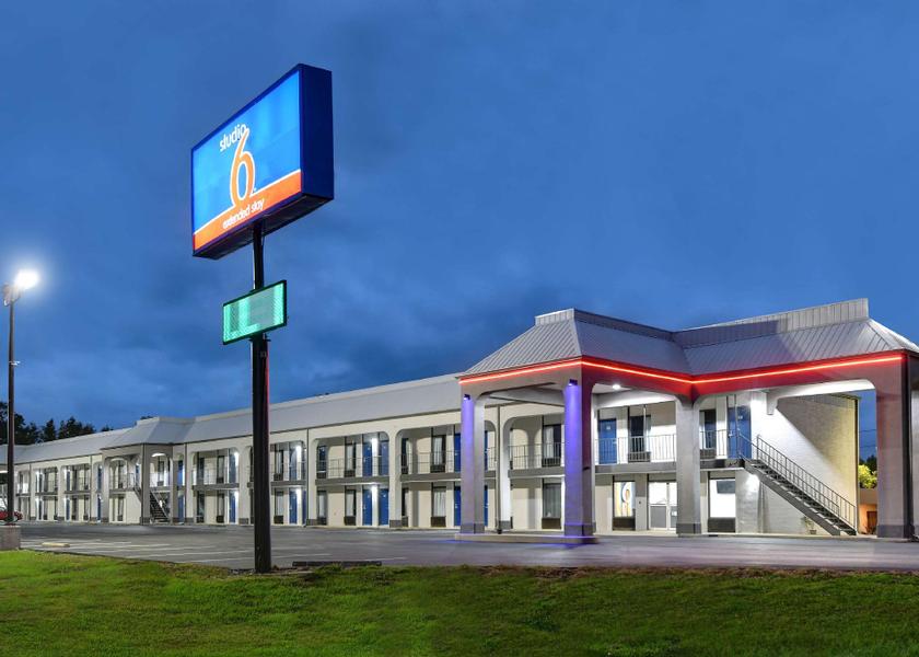 Mississippi Meridian exterior view