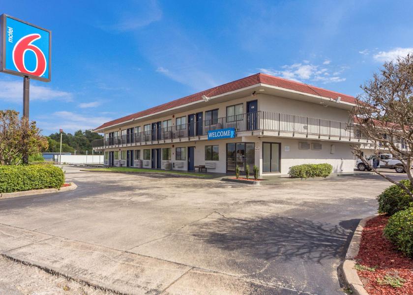 Mississippi Meridian exterior view