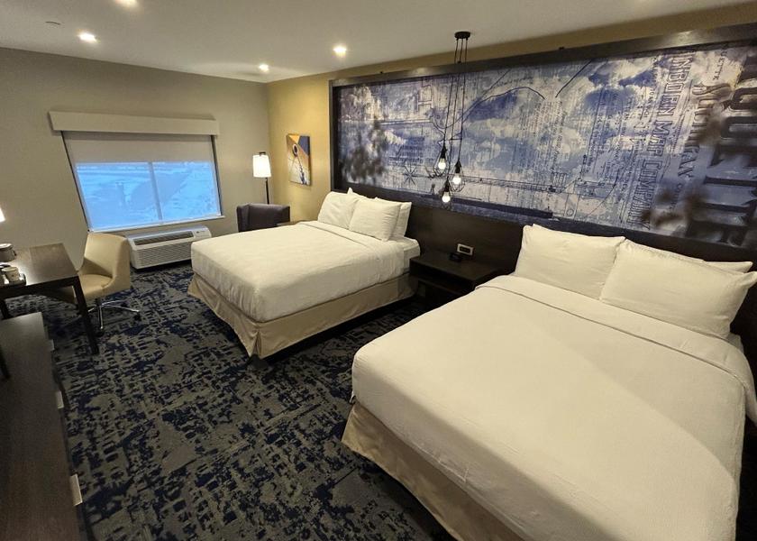 Michigan Marquette Guestroom