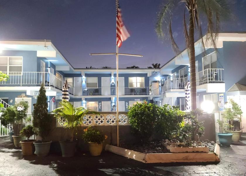 Florida Deerfield Beach exterior view