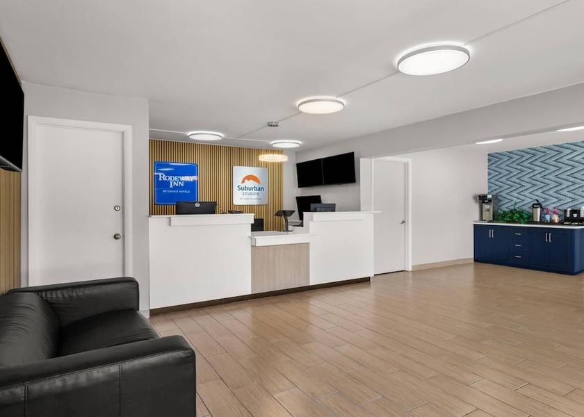 Florida Orange Park Lobby