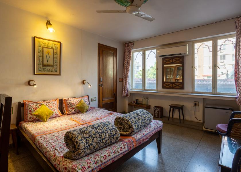 Rajasthan Jaipur Deluxe Room