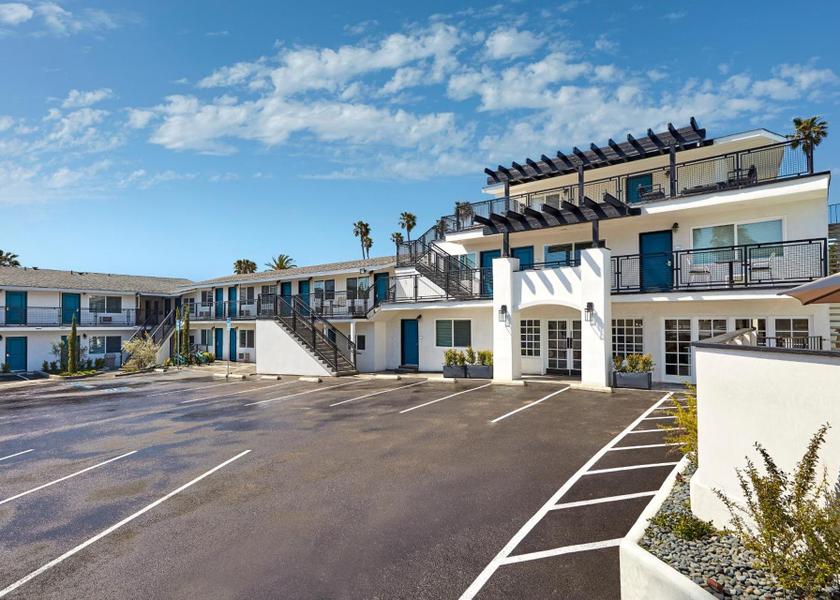 California La Jolla entrance
