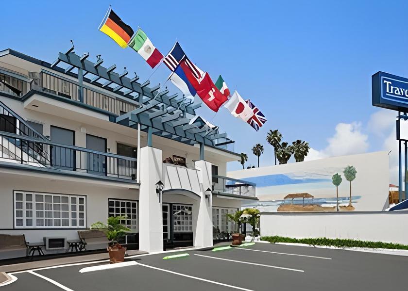 California La Jolla exterior view