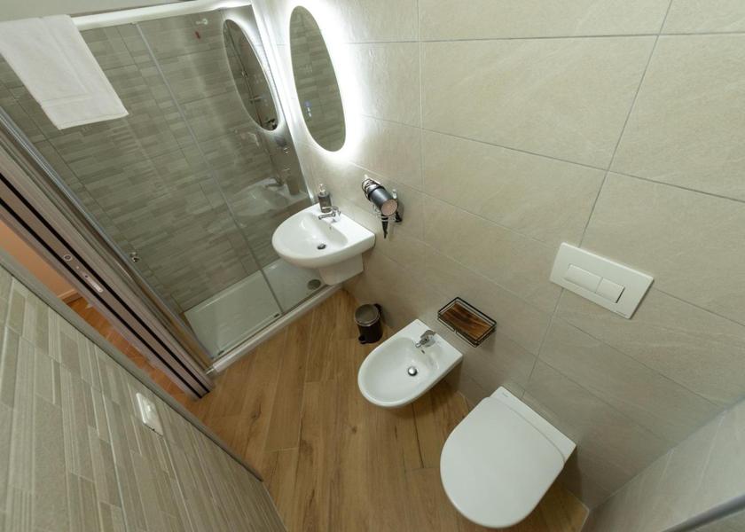Abruzzo Villetta Barrea Large Double Room