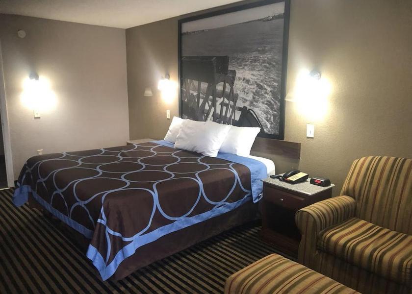 Louisiana Baton Rouge King Suite