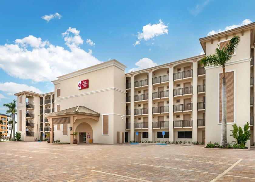 Florida Fort Myers exterior view