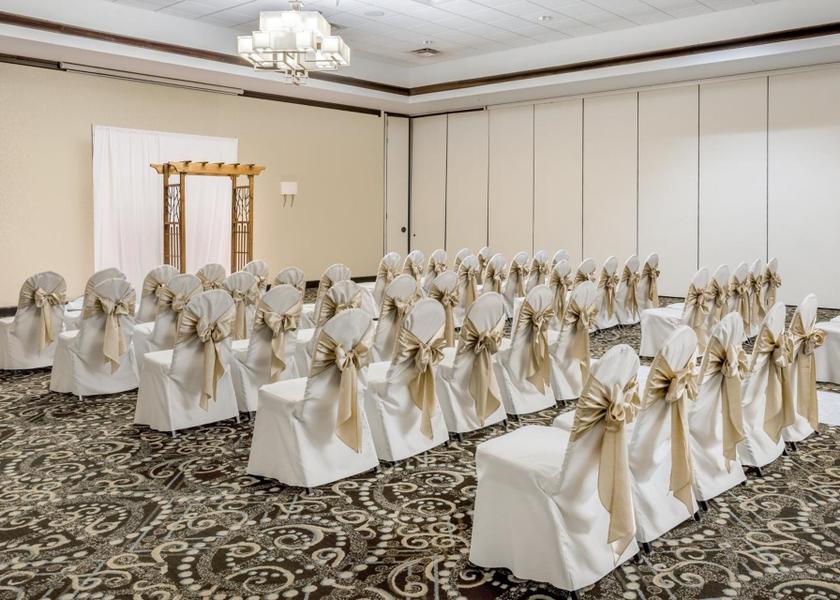 Illinois Gurnee banquet hall