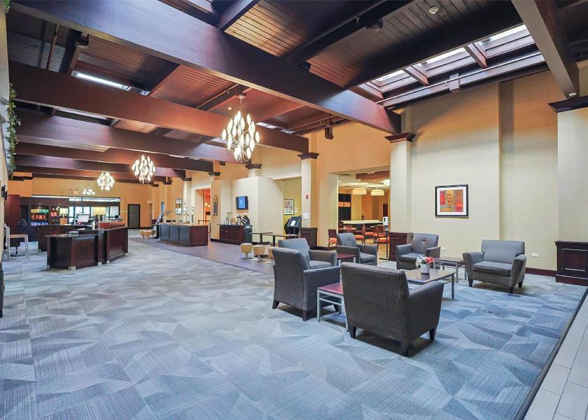 Illinois Gurnee lobby