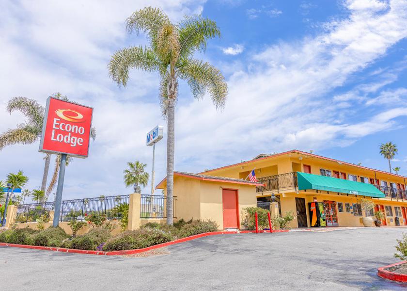 California Oceanside entrance