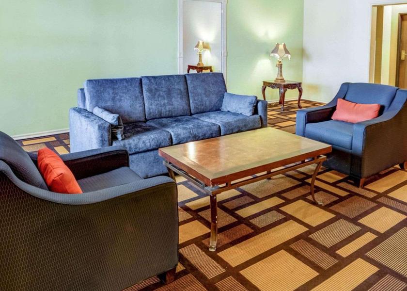 Kansas Lenexa lobby