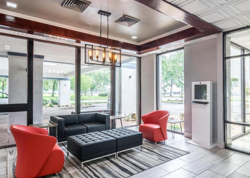 Florida Pensacola lobby