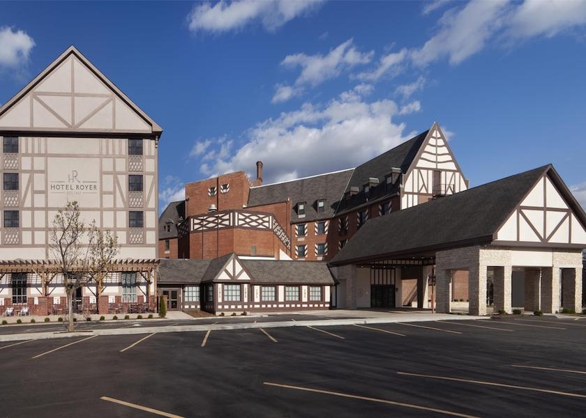 Illinois Urbana Exterior