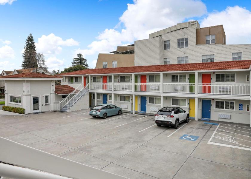 California Berkeley exterior view