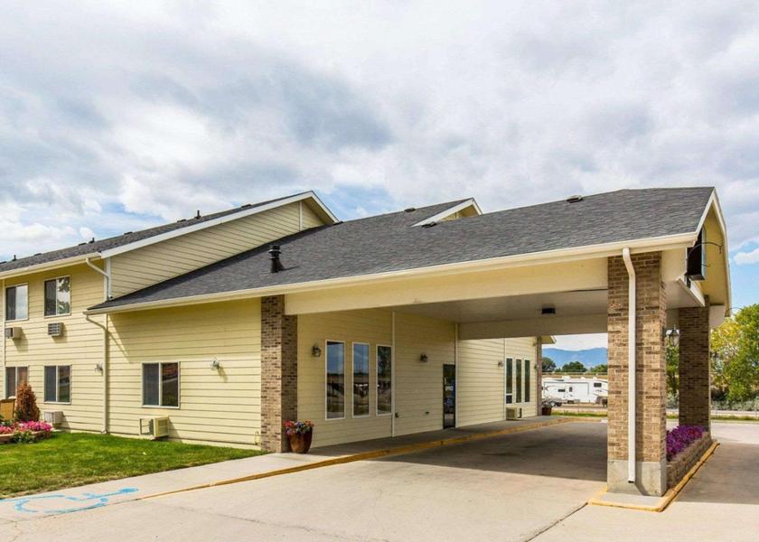 Wyoming Sheridan exterior view