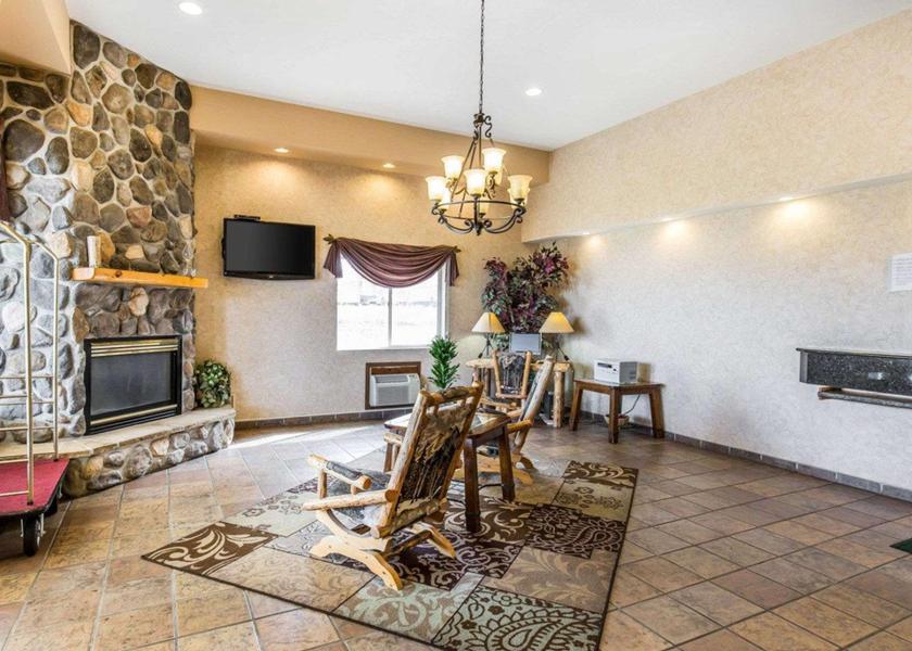 Wyoming Sheridan lobby