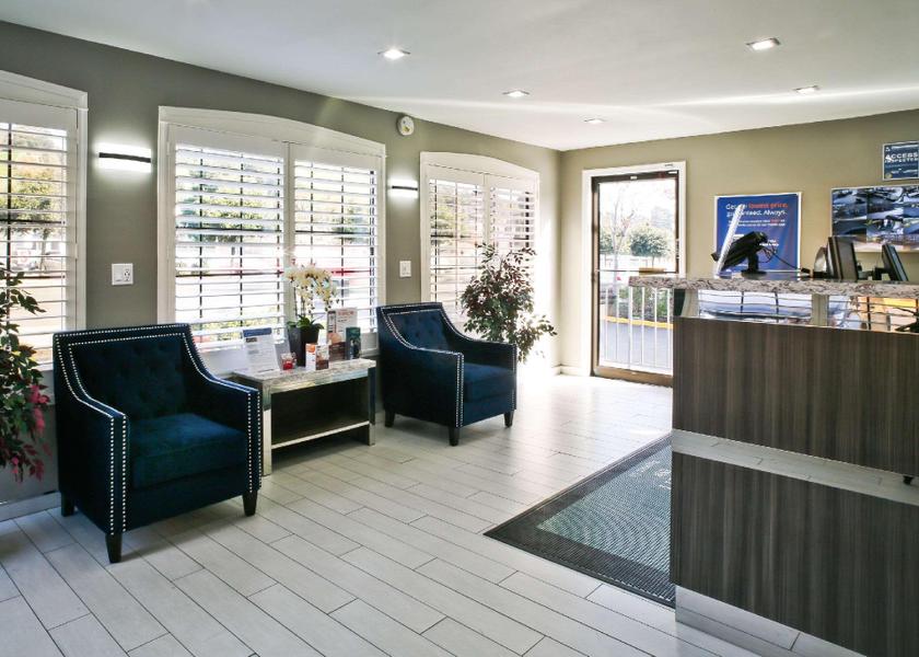 California Hayward lobby