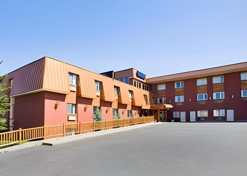 Montana Helena exterior view