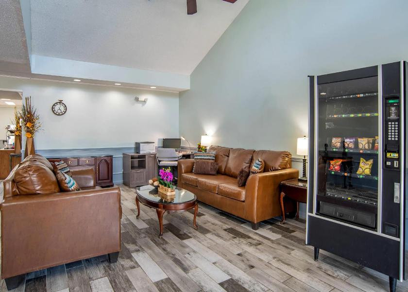 Mississippi Tupelo lobby