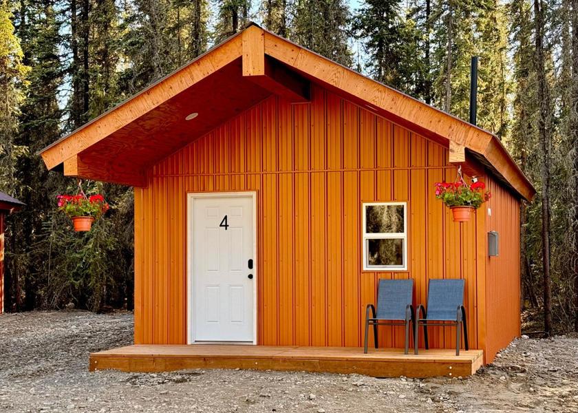 Alaska Tok Hotel Exterior