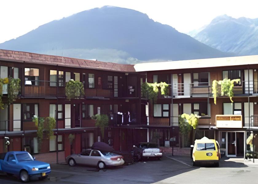 Alaska Juneau surrounding environment