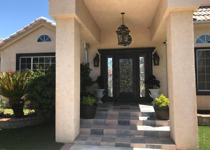 California Woodland Hills 