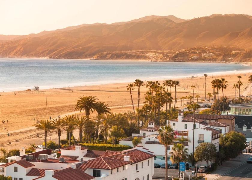 California Santa Monica nearby attraction