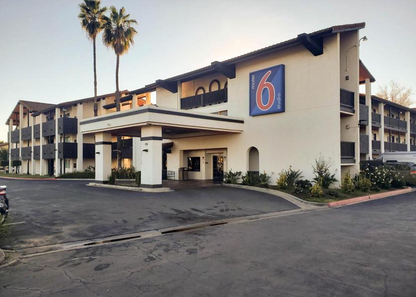 California Ontario entrance