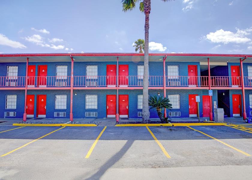 Texas Brownsville Front of property