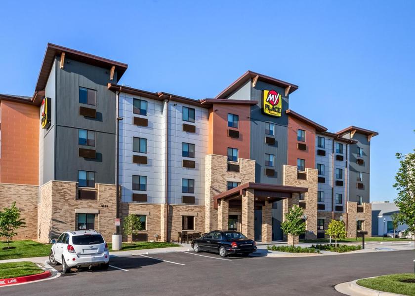Arkansas Bentonville exterior view