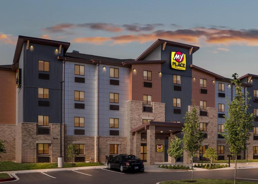 Arkansas Bentonville exterior view