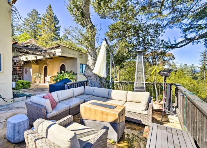 California Los Gatos exterior view