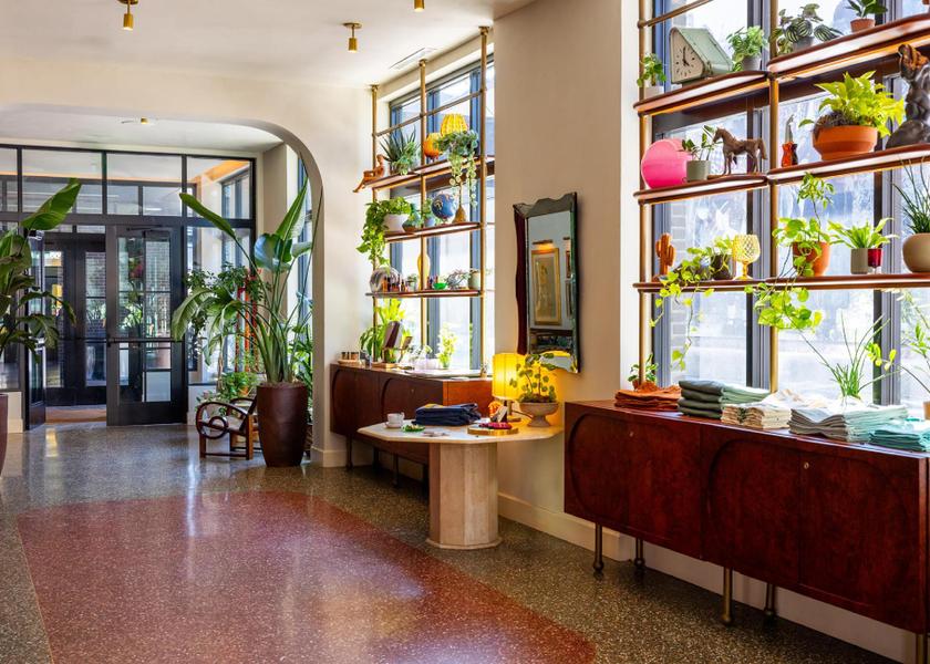 Kentucky Louisville lobby