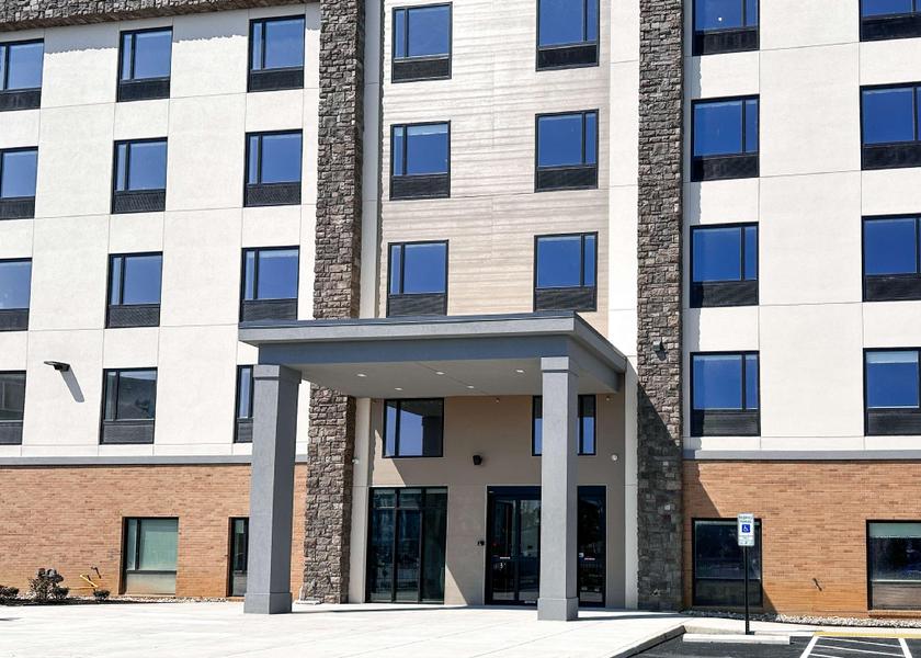 Virginia Sandston exterior view