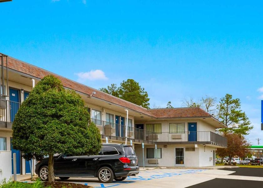 Virginia Sandston exterior view