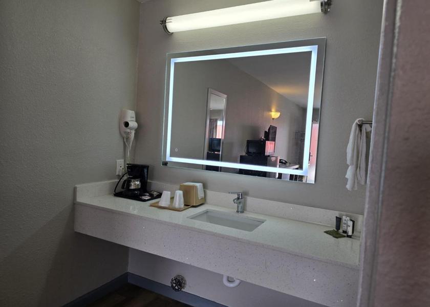 Virginia South Hill Smoking Double Room