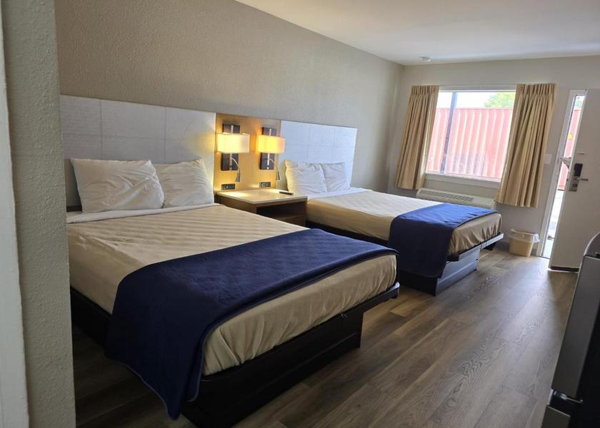 Virginia South Hill Smoking Double Room