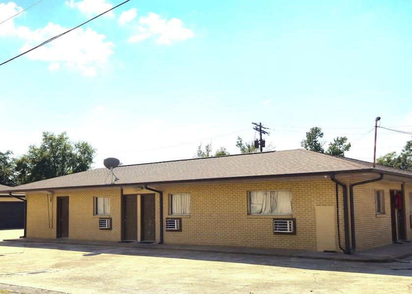 Louisiana Sulphur Front of property