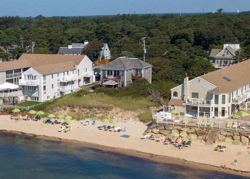 Massachusetts Dennis Port exterior view