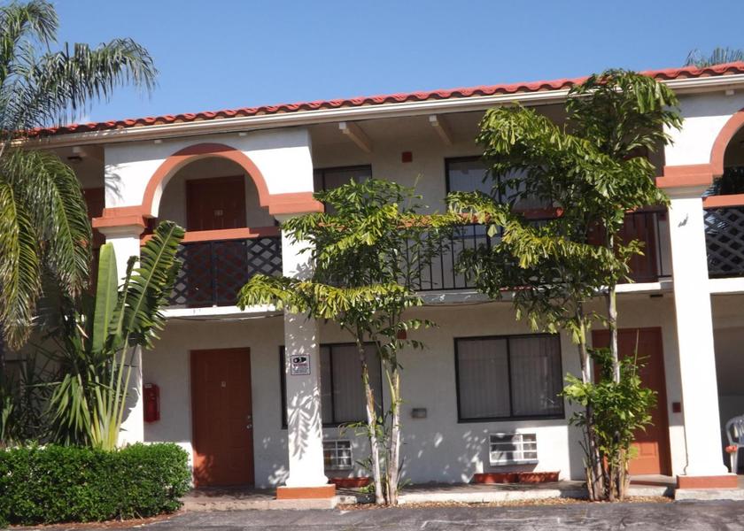 Florida Lake Worth Exterior view