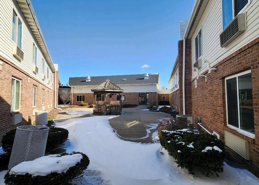 Iowa Altoona balcony/terrace