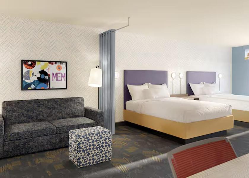 Iowa Altoona 2 Queen Beds Studio Suite