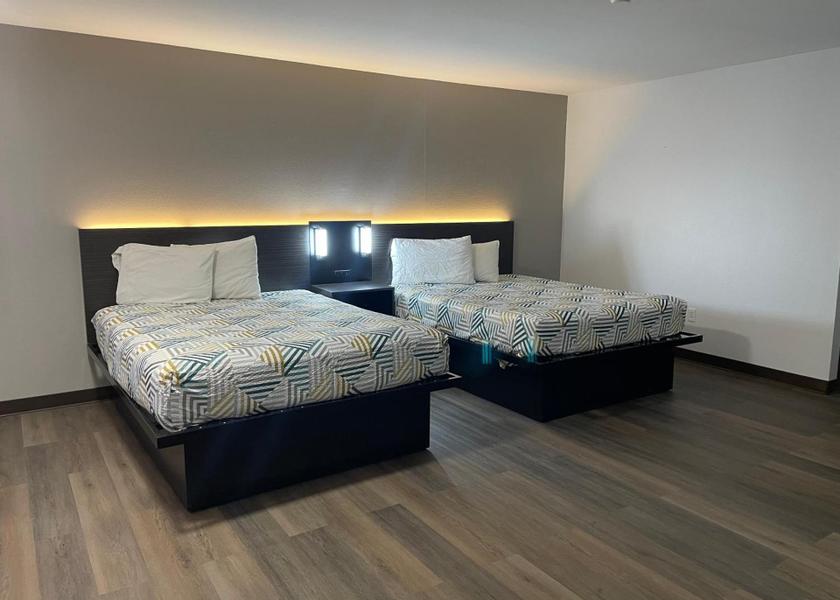 New Mexico Artesia Queen Room with Two Queen Beds - Non-Smoking
