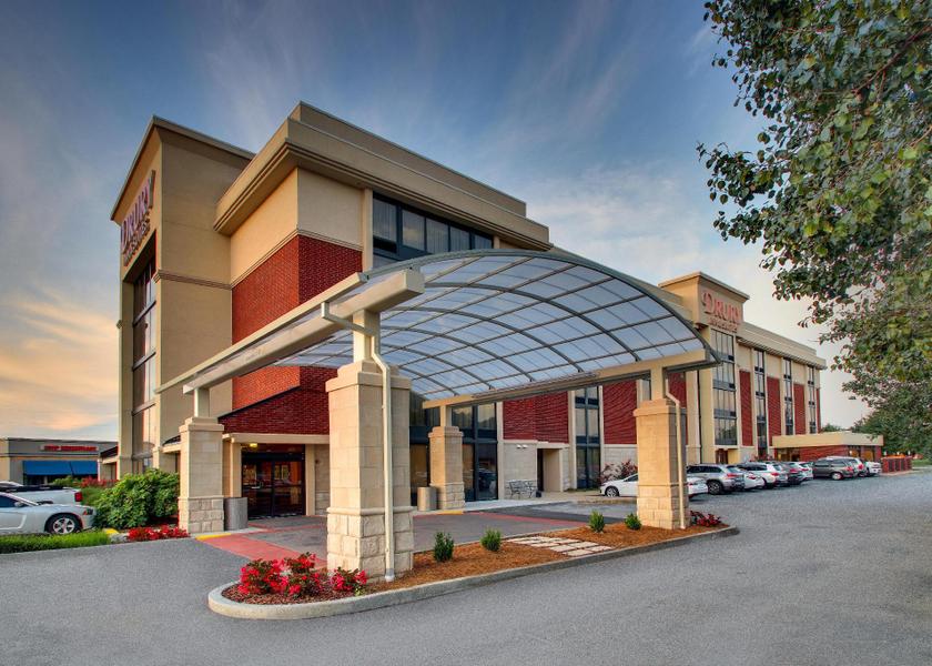 Kentucky Bowling Green exterior view