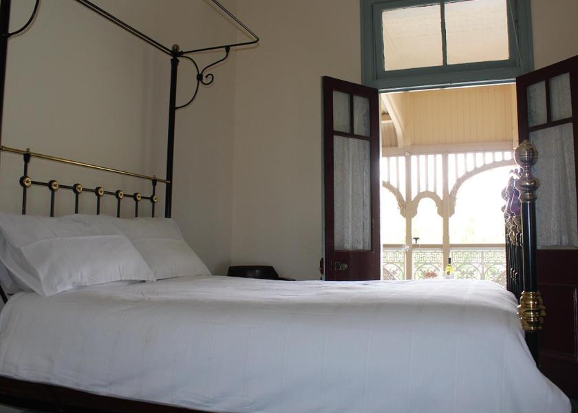 Queensland Warwick Verandah Room