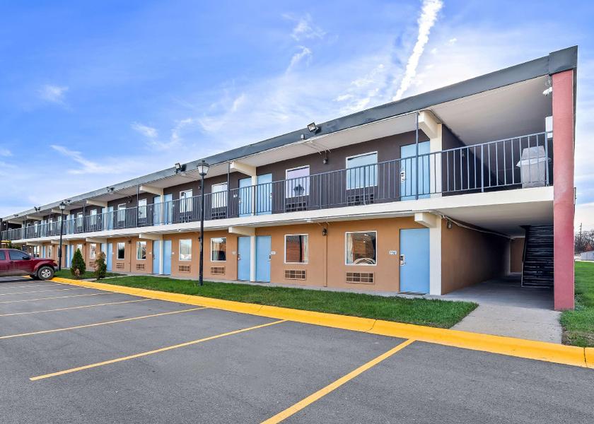 Illinois Danville exterior view