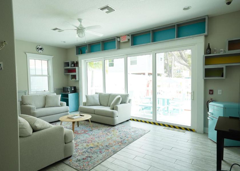 shared lounge/tv area