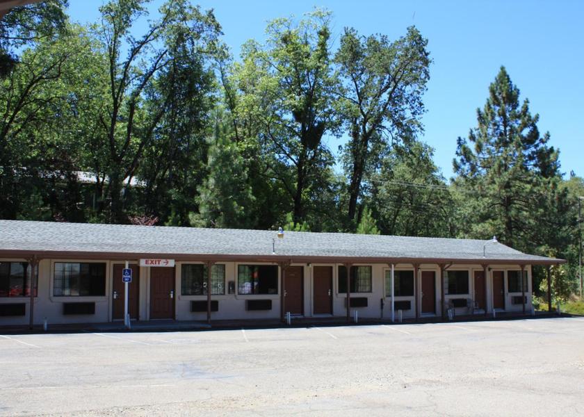California Placerville Exterior view