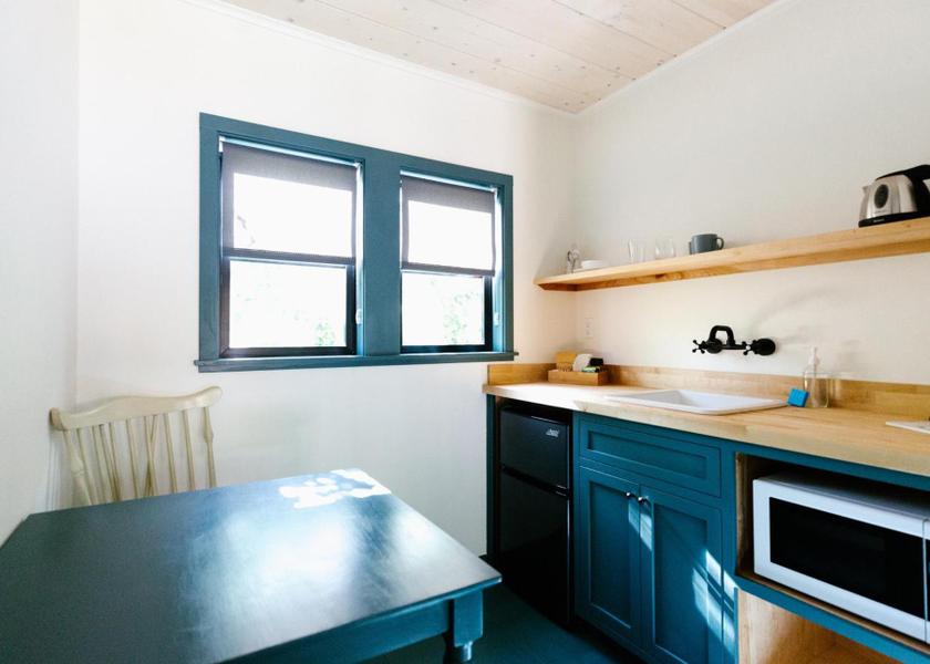 California Nevada City Deluxe King Studio